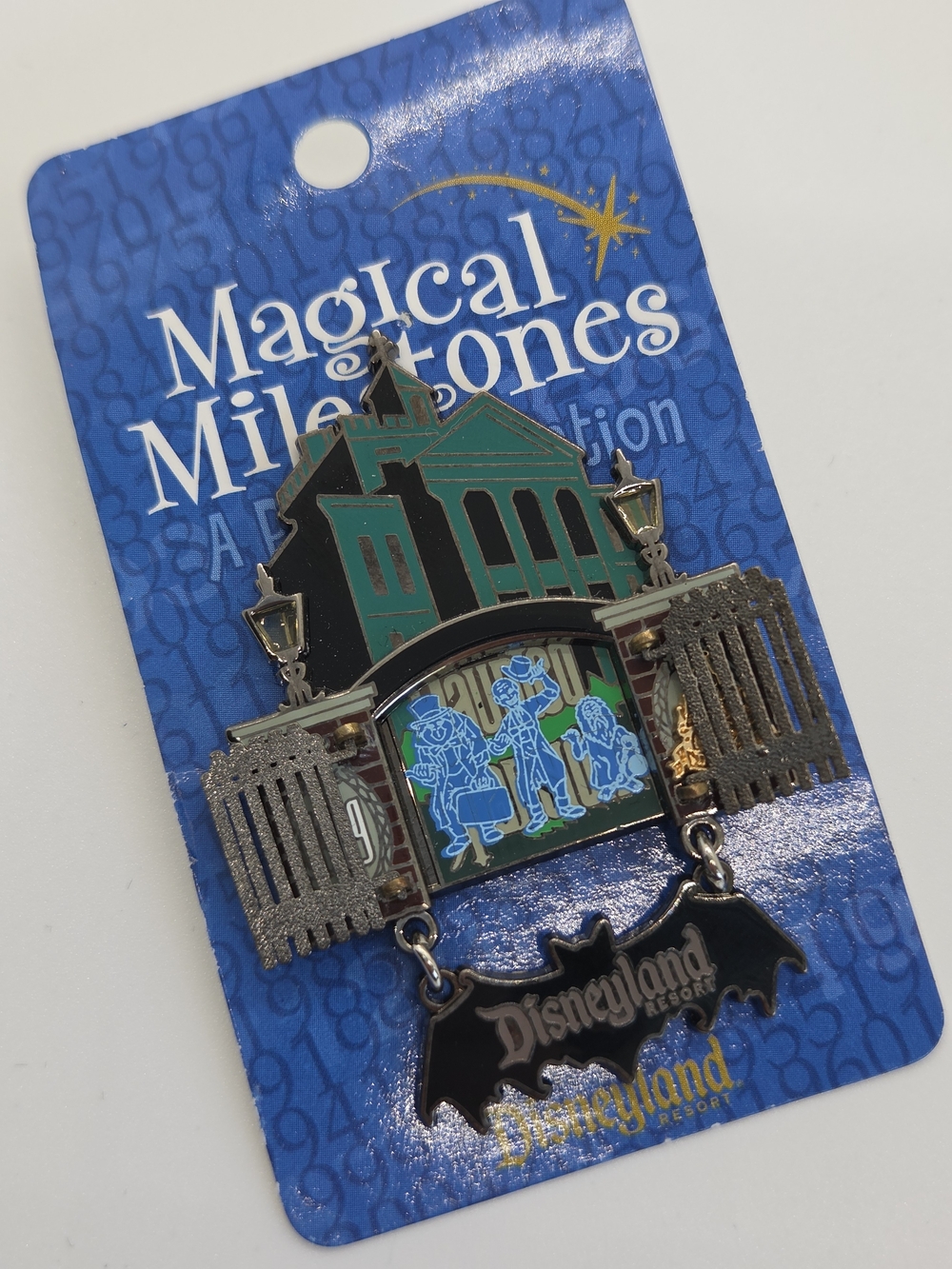 RARE Haunted Mansion Opening Hinged Gate 2005 Magical Milestones Original Card